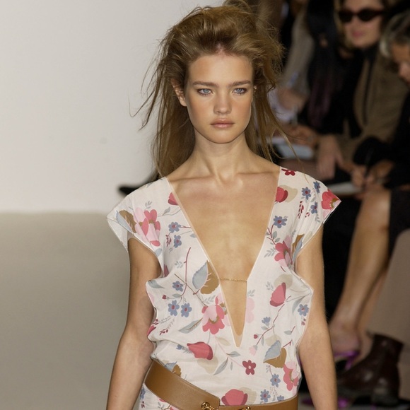 Stunning and rare Marni vintage floral blazer. - Picture 5 of 16